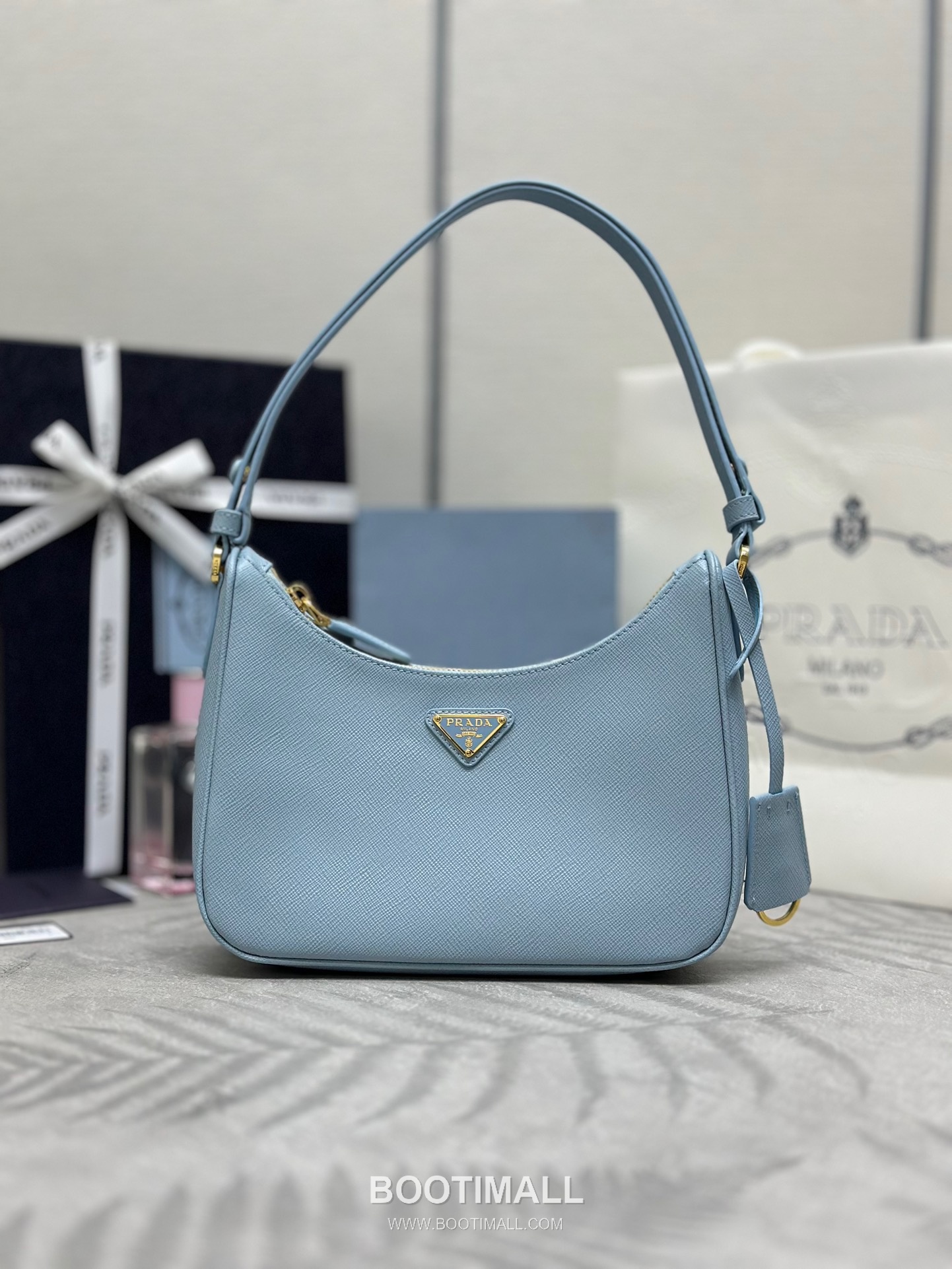 Prada Hobo Crossgrain Calfskin Shoulder Bag with Triangle Logo Strap 프라다 호보 크로스그레인 카프스킨 트라이앵글 로고 스트랩 숄더백 1BC204 22cm 1