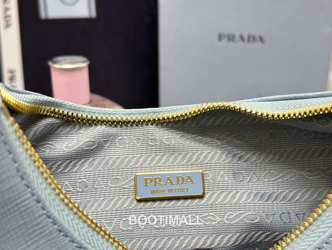 Prada Hobo Crossgrain Calfskin Shoulder Bag with Triangle Logo Strap 프라다 호보 크로스그레인 카프스킨 트라이앵글 로고 스트랩 숄더백 1BC204 22cm 9