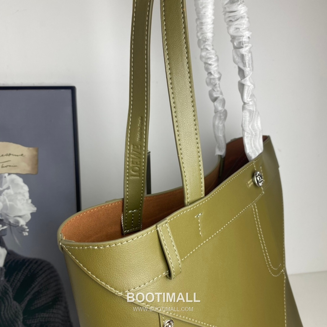 Loewe Panta Calfskin Foldable Tote Bag with Minimal Structure 로에베 판타 카프스킨 폴더블 토트백 미니멀 구조 브라운 2513 32cm 3