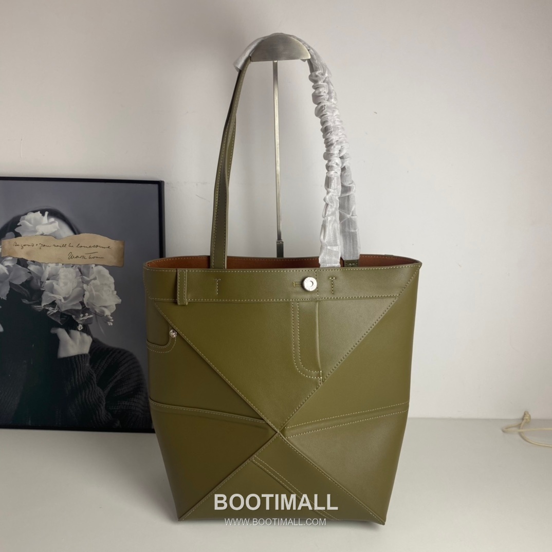 Loewe Panta Calfskin Foldable Tote Bag with Minimal Structure 로에베 판타 카프스킨 폴더블 토트백 미니멀 구조 브라운 2513 32cm 7