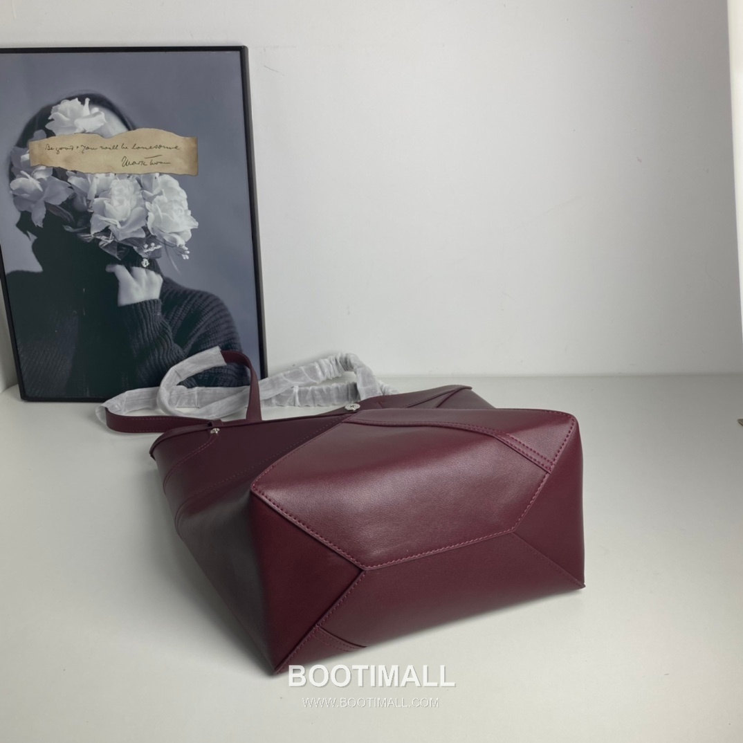 Loewe Panta Calfskin Foldable Tote Bag with Minimal Structure 로에베 판타 카프스킨 폴더블 토트백 미니멀 구조 브라운 2513 32cm 4