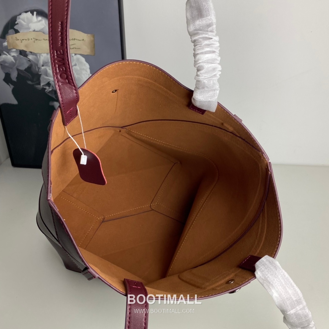 Loewe Panta Calfskin Foldable Tote Bag with Minimal Structure 로에베 판타 카프스킨 폴더블 토트백 미니멀 구조 브라운 2513 32cm 6