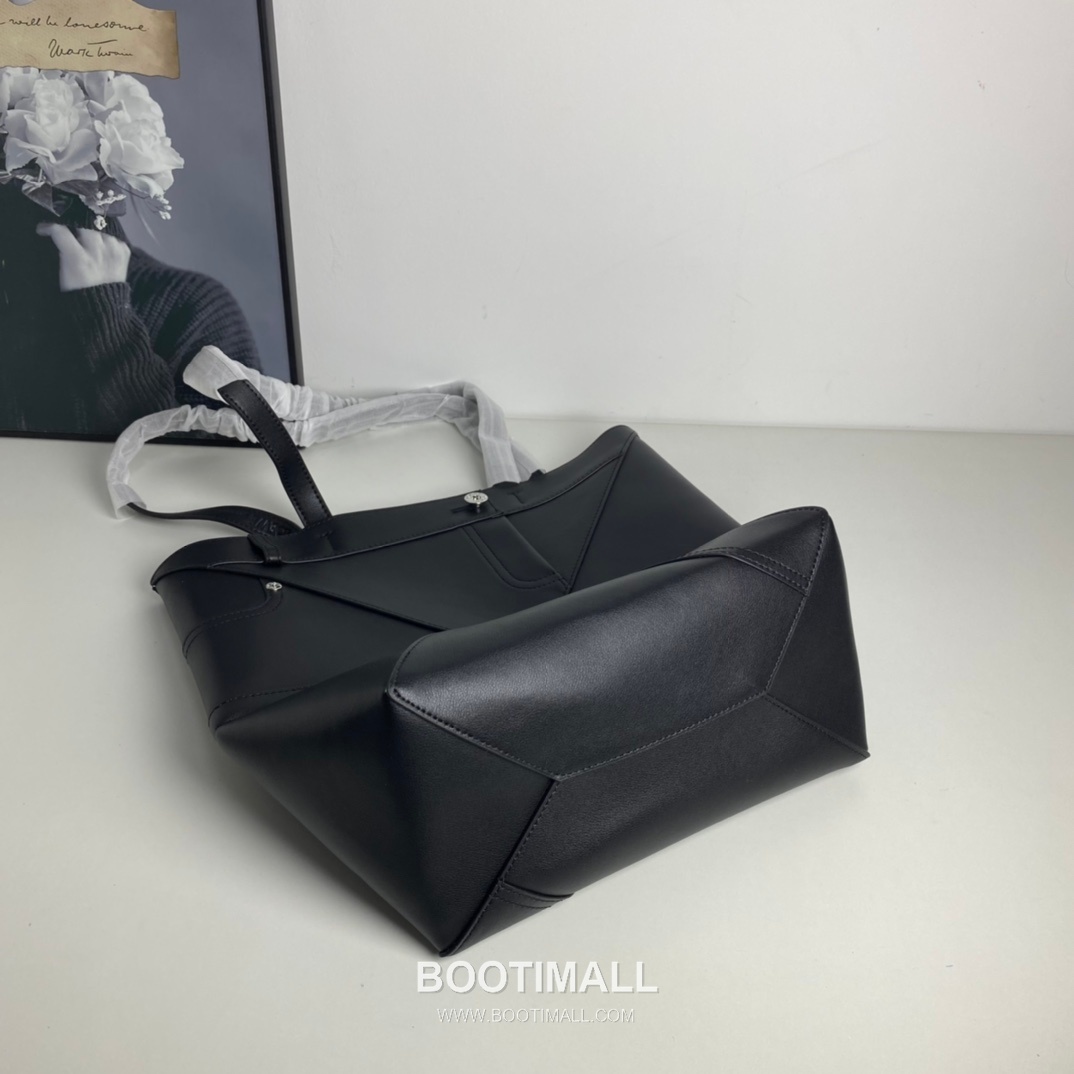 Loewe Panta Calfskin Foldable Tote Bag with Minimal Structure 로에베 판타 카프스킨 폴더블 토트백 미니멀 구조 브라운 2513 32cm 6