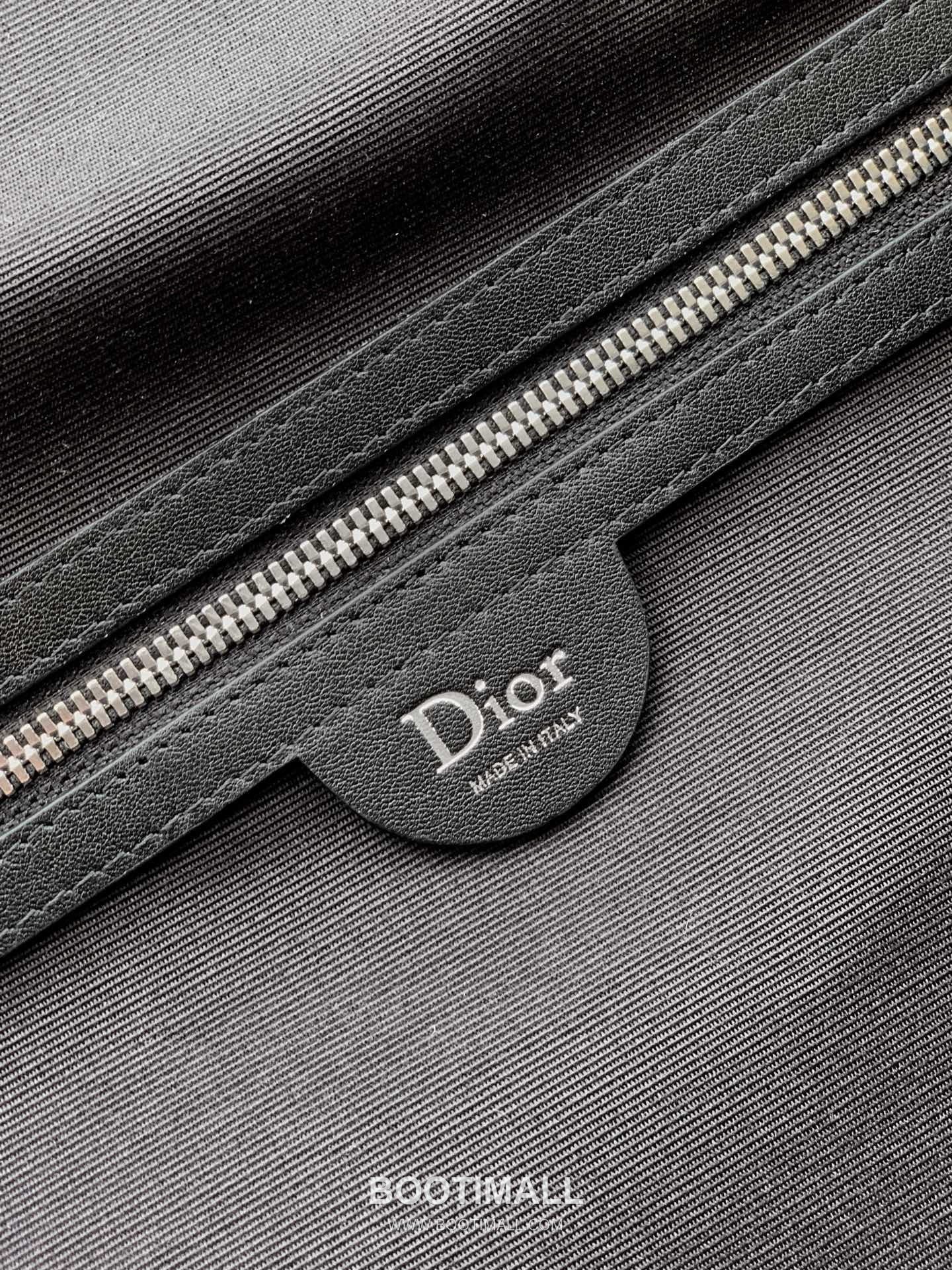 Dior Jett Oblique Canvas Messenger Bag with CD Buckle Flap 디올 제트 오블리크 캔버스 CD 버클 플랩 메신저백 브라운 1DBME210YUS 48cm 9