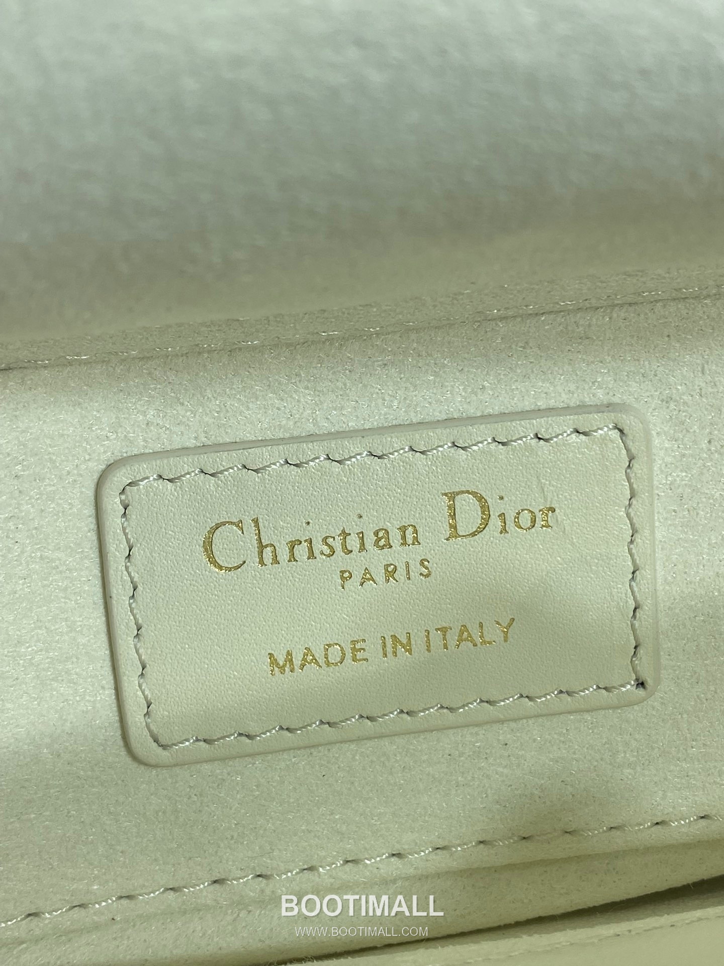 Dior D-Joy Lambskin Quilted Top Handle Bag with Bow Charm Double Strap 디올 디조이 램스킨 퀼팅 보우 참 더블 스트랩 탑핸들백 블랙 19cm 11