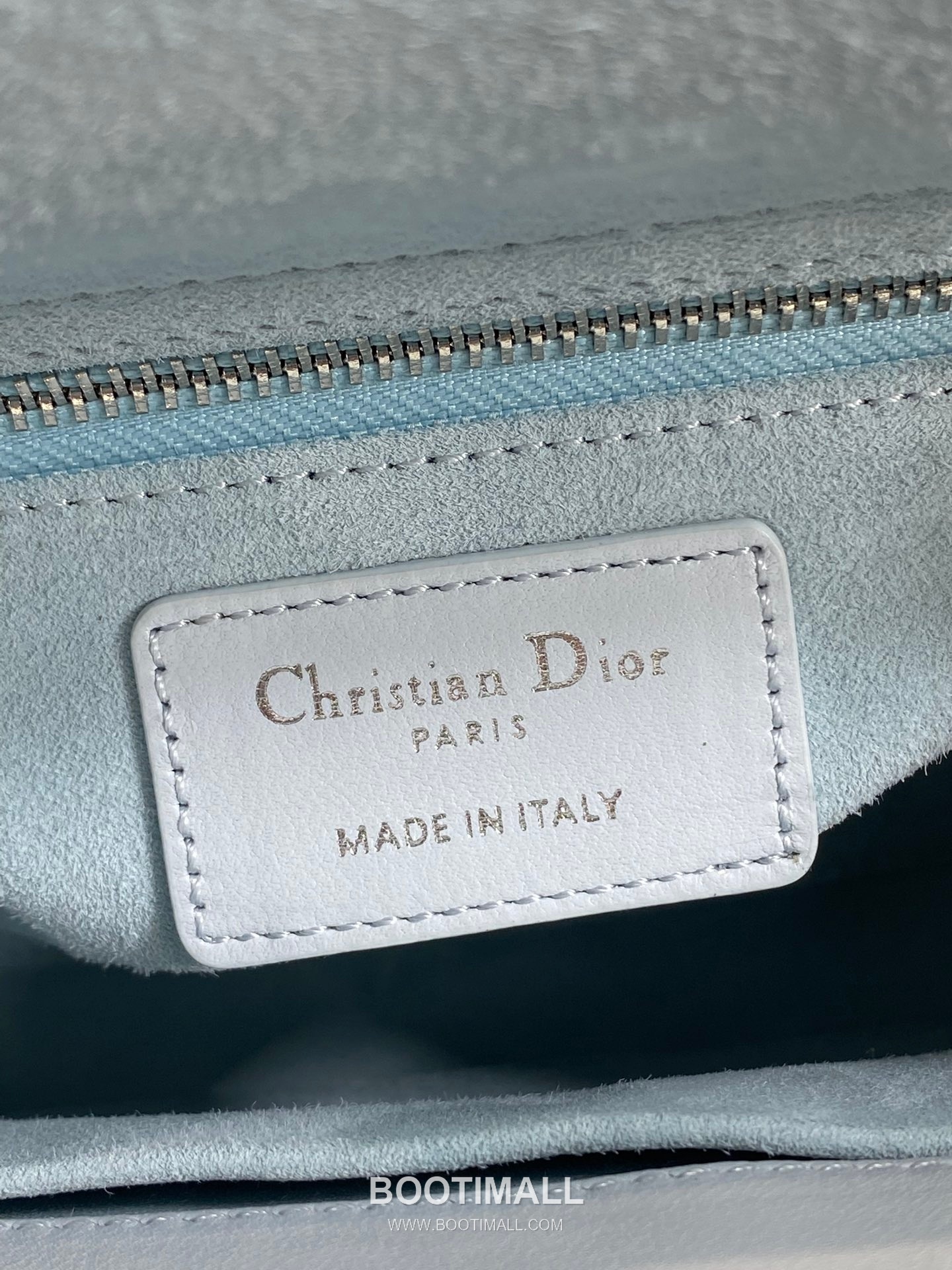 Dior Lady Dior Lambskin Quilted Top Handle Bag with Bow Charm Letter Strap 디올 레이디디올 램스킨 퀼팅 보우 참 레터 스트랩 탑핸들백 블랙 20cm 9