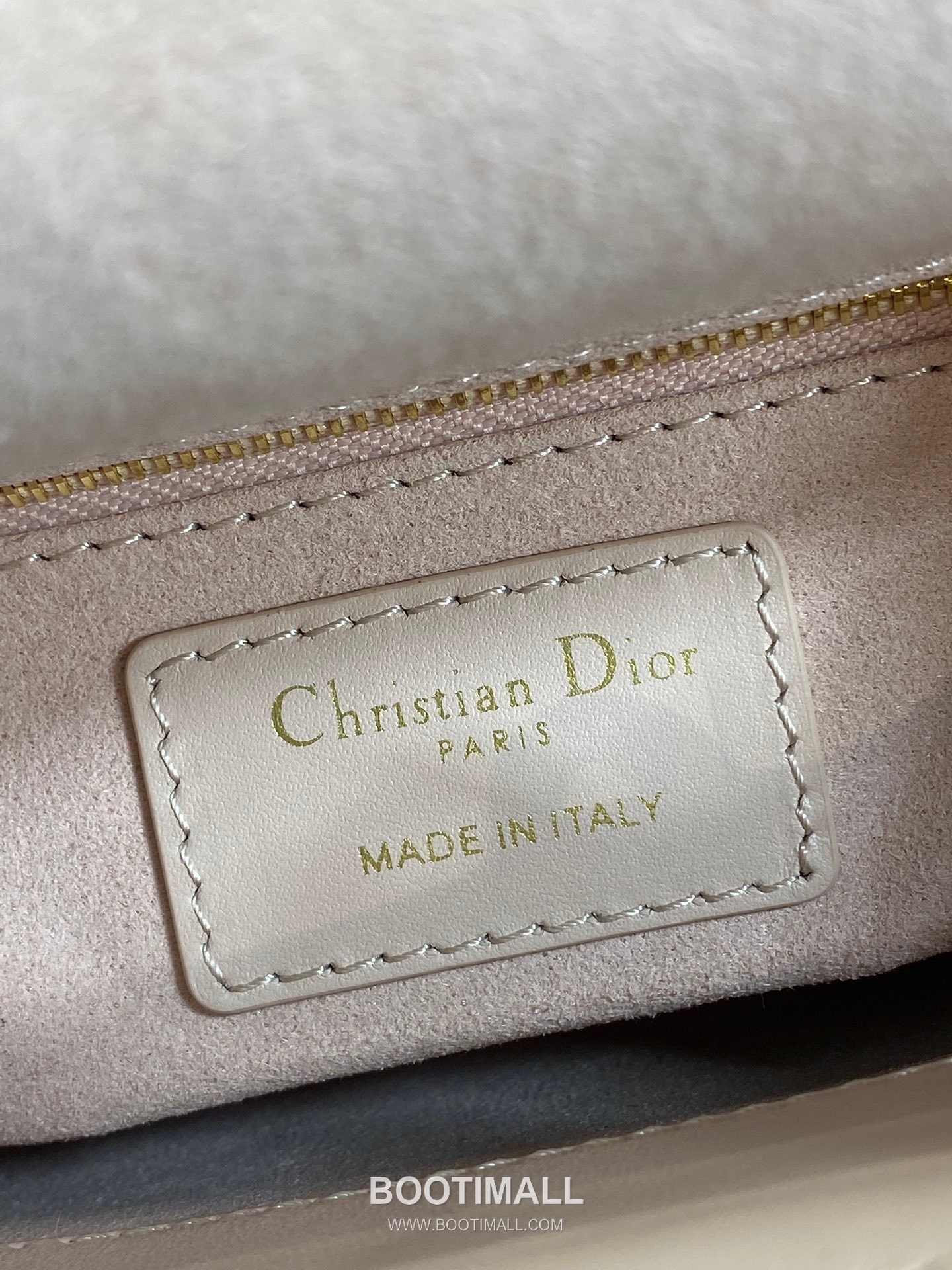 Dior Classic Lady Lambskin Quilted Top Handle Bag with Bow Charm Letter Strap 디올 클래식 레이디 램스킨 퀼팅 보우 참 레터 스트랩 탑핸들백 블랙 17cm 10