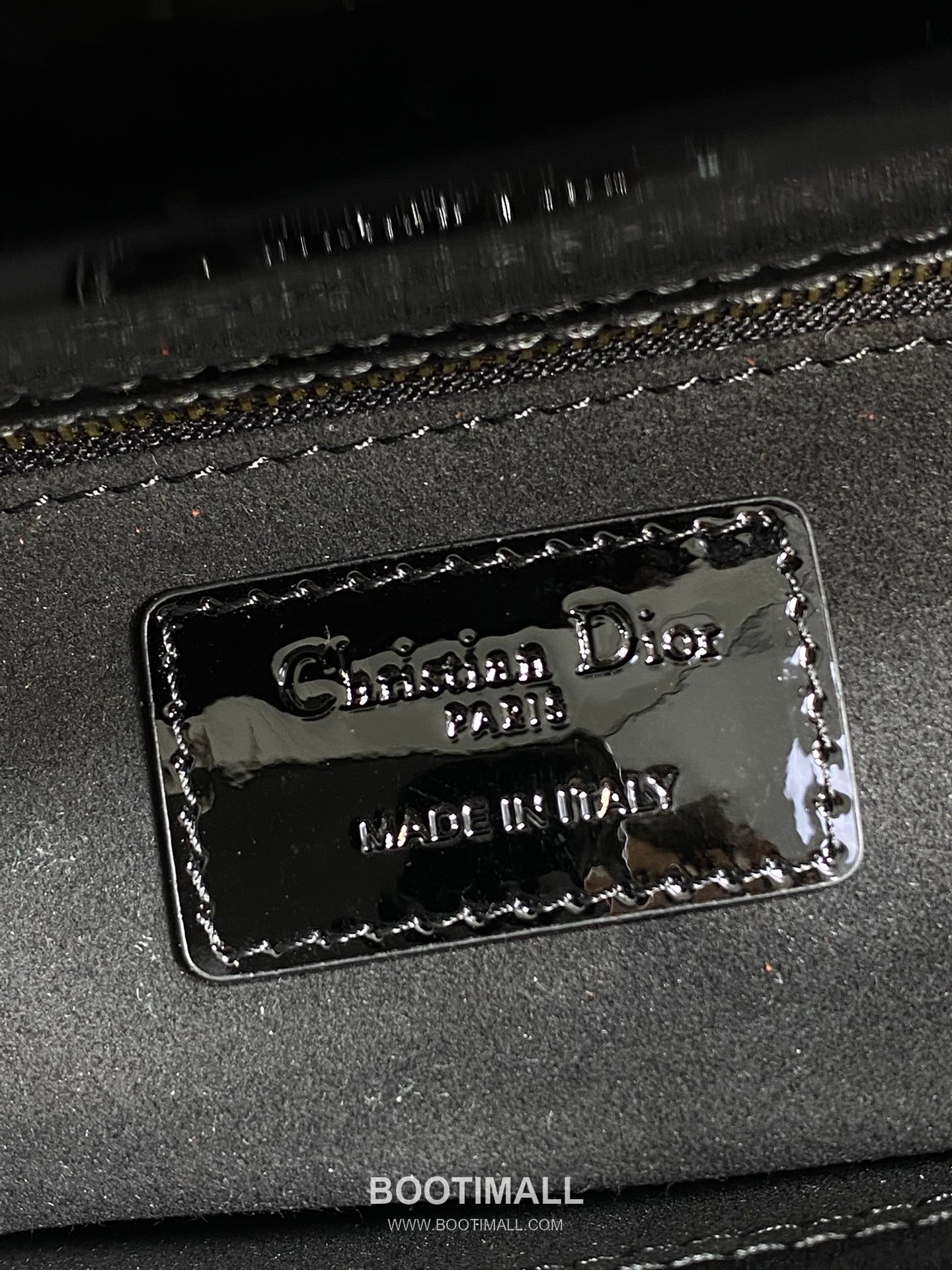 Dior Lady Dior Patent Calfskin Quilted Top Handle Bag with Bow Charm Letter Strap 디올 레이디디올 페이턴트 카프스킨 퀼팅 보우 참 레터 스트랩 탑핸들백 블랙 20cm 10