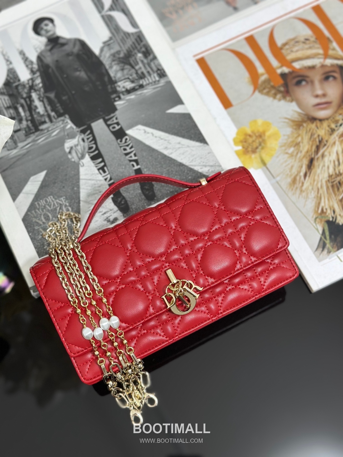 Dior Miss Dior Lambskin Chain Flap Shoulder Bag with Top Handle Charm 디올 미스디올 램스킨 체인 플랩 탑핸들 참 숄더백 블랙 M0997 21cm 5