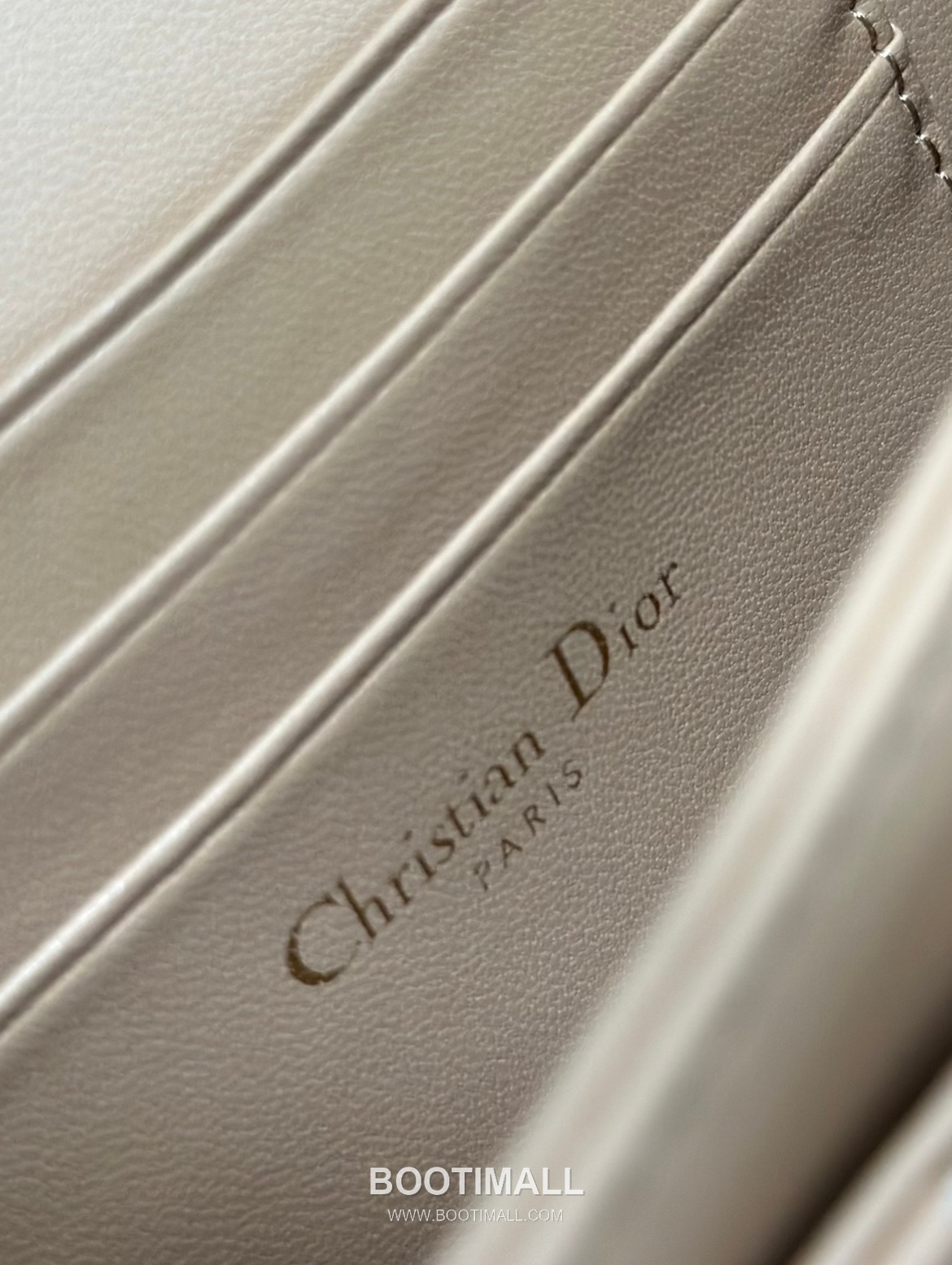 Dior Miss Dior Lambskin Chain Flap Shoulder Bag with Top Handle Charm 디올 미스디올 램스킨 체인 플랩 탑핸들 참 숄더백 블랙 M0997 21cm 9