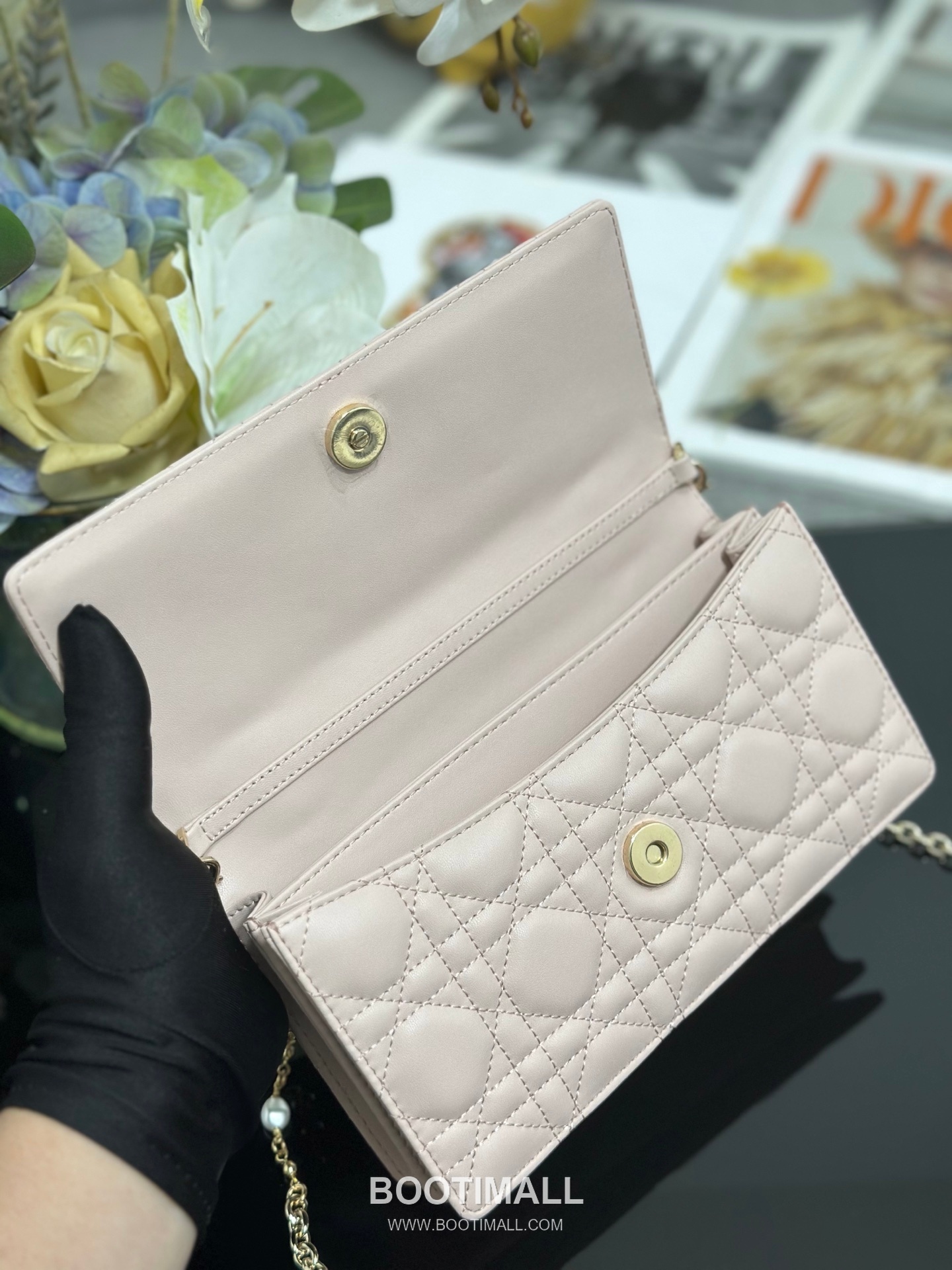 Dior Miss Dior Lambskin Chain Flap Shoulder Bag with Top Handle Charm 디올 미스디올 램스킨 체인 플랩 탑핸들 참 숄더백 블랙 M0997 21cm 7