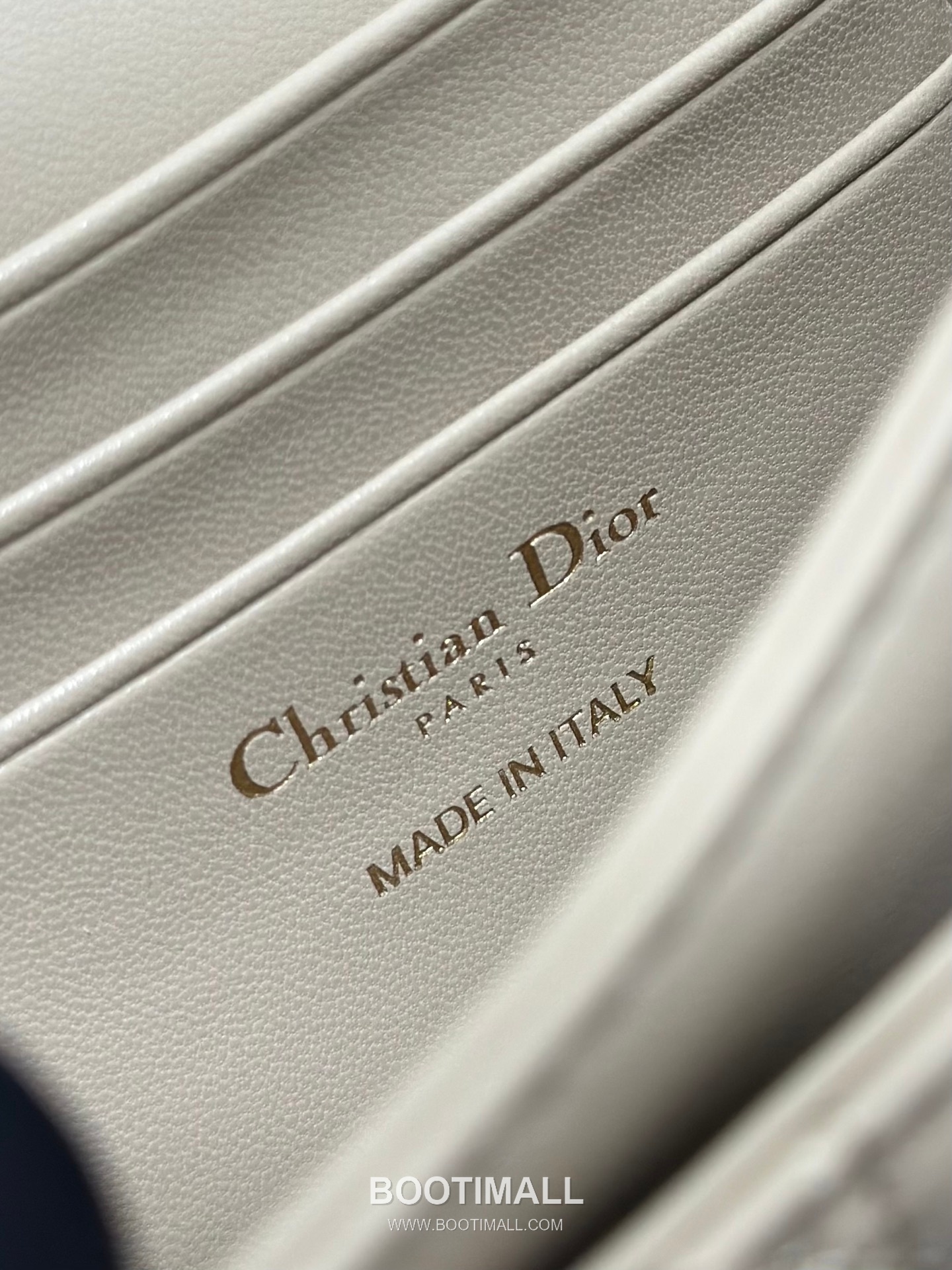 Dior Miss Dior Lambskin Chain Flap Shoulder Bag with Top Handle Charm 디올 미스디올 램스킨 체인 플랩 탑핸들 참 숄더백 블랙 M0997 21cm 9