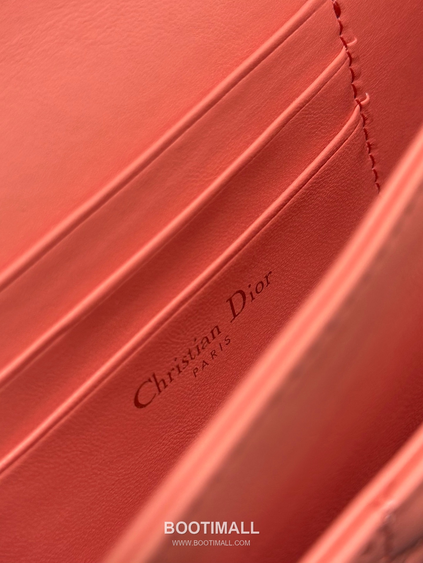 Dior Miss Dior Lambskin Chain Flap Shoulder Bag with Top Handle Charm 디올 미스디올 램스킨 체인 플랩 탑핸들 참 숄더백 블랙 M0997 21cm 9