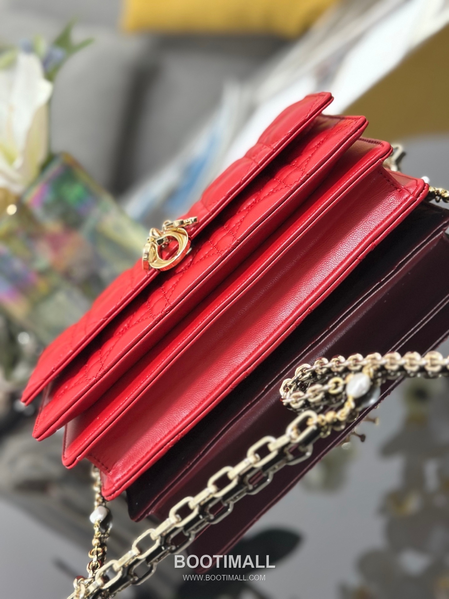 Dior Miss Dior Lambskin Chain Flap Shoulder Bag with Top Handle Charm 디올 미스디올 램스킨 체인 플랩 탑핸들 참 숄더백 블랙 M0997 21cm 4