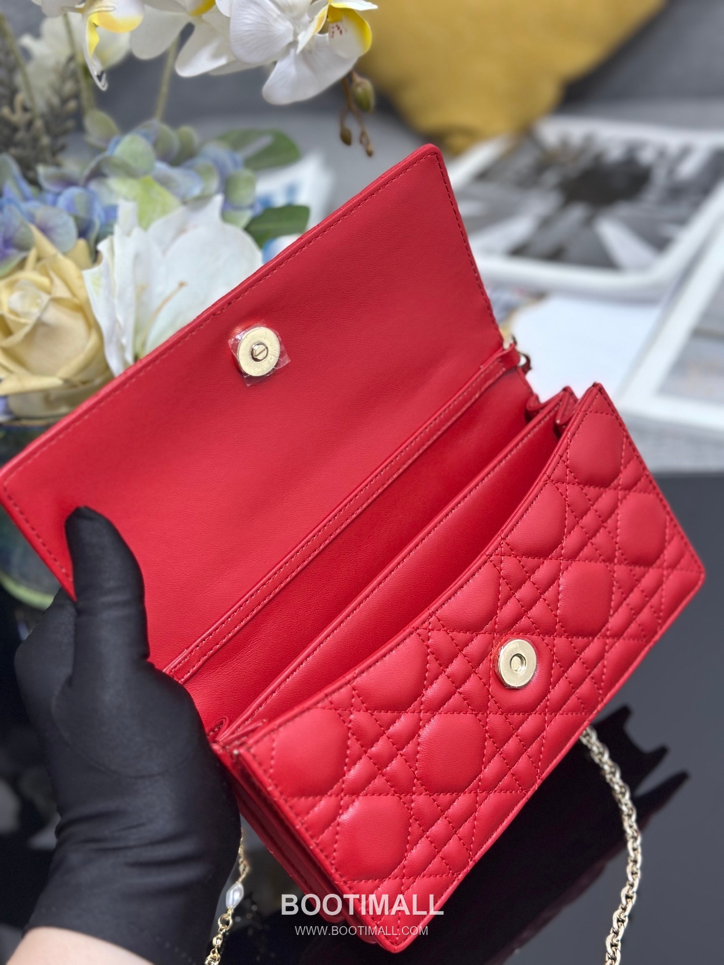 Dior Miss Dior Lambskin Chain Flap Shoulder Bag with Top Handle Charm 디올 미스디올 램스킨 체인 플랩 탑핸들 참 숄더백 블랙 M0997 21cm 8