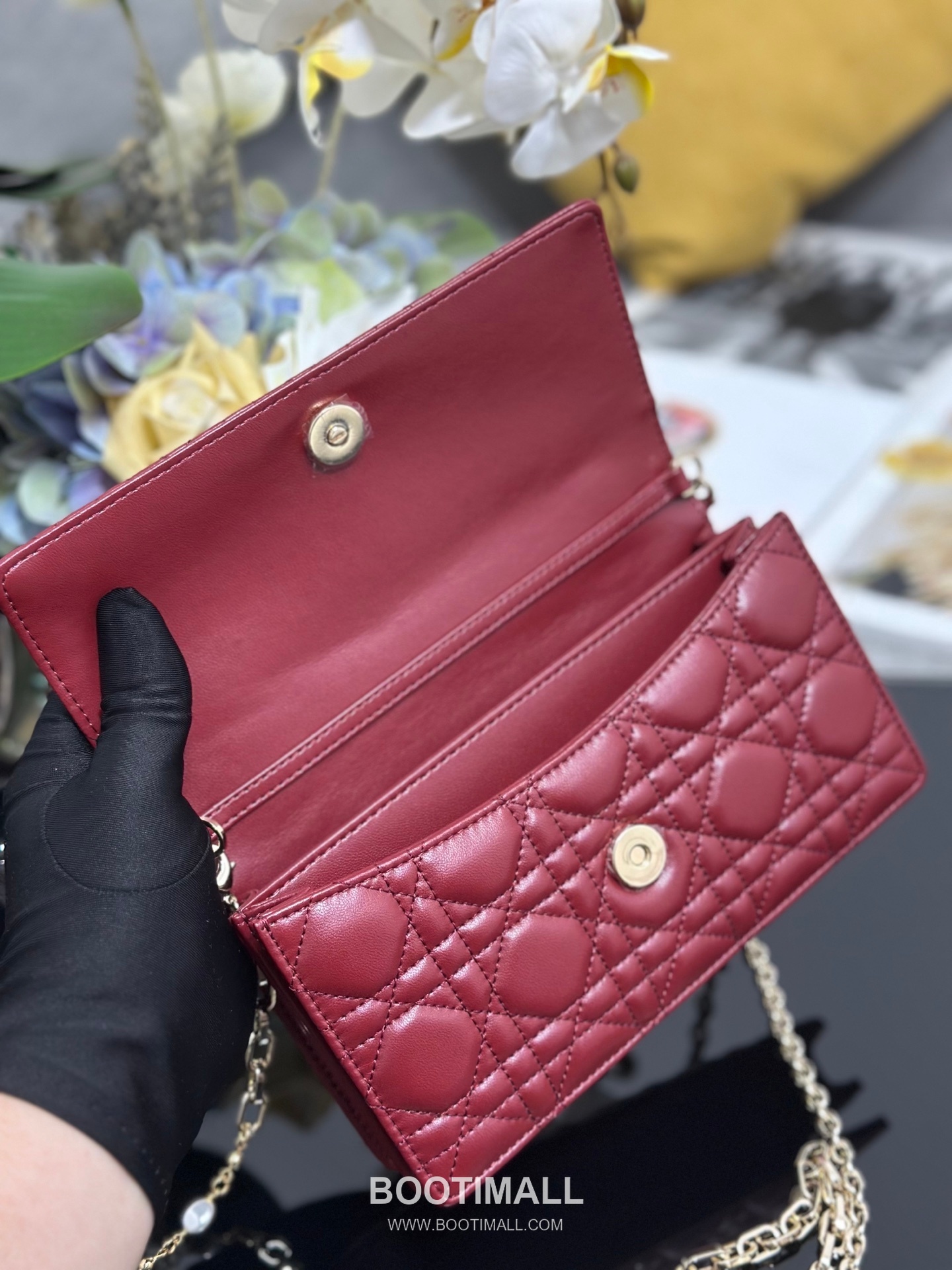 Dior Miss Dior Lambskin Chain Flap Shoulder Bag with Top Handle Charm 디올 미스디올 램스킨 체인 플랩 탑핸들 참 숄더백 블랙 M0997 21cm 7