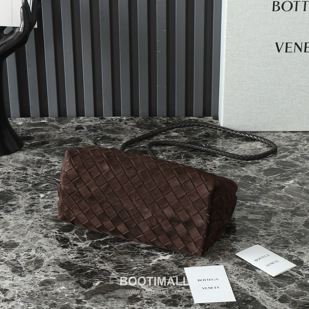 Bottega Veneta Andiamo Lambskin Leather Bow Knot Hardware Top Handle Shoulder Bag 보테가베네타 안디아모 램스킨 레더 보우 매듭 하드웨어 탑핸들 숄더백 25cm 4