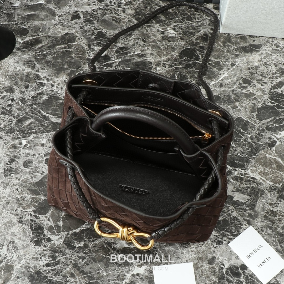 Bottega Veneta Andiamo Lambskin Leather Bow Knot Hardware Top Handle Shoulder Bag 보테가베네타 안디아모 램스킨 레더 보우 매듭 하드웨어 탑핸들 숄더백 25cm 9