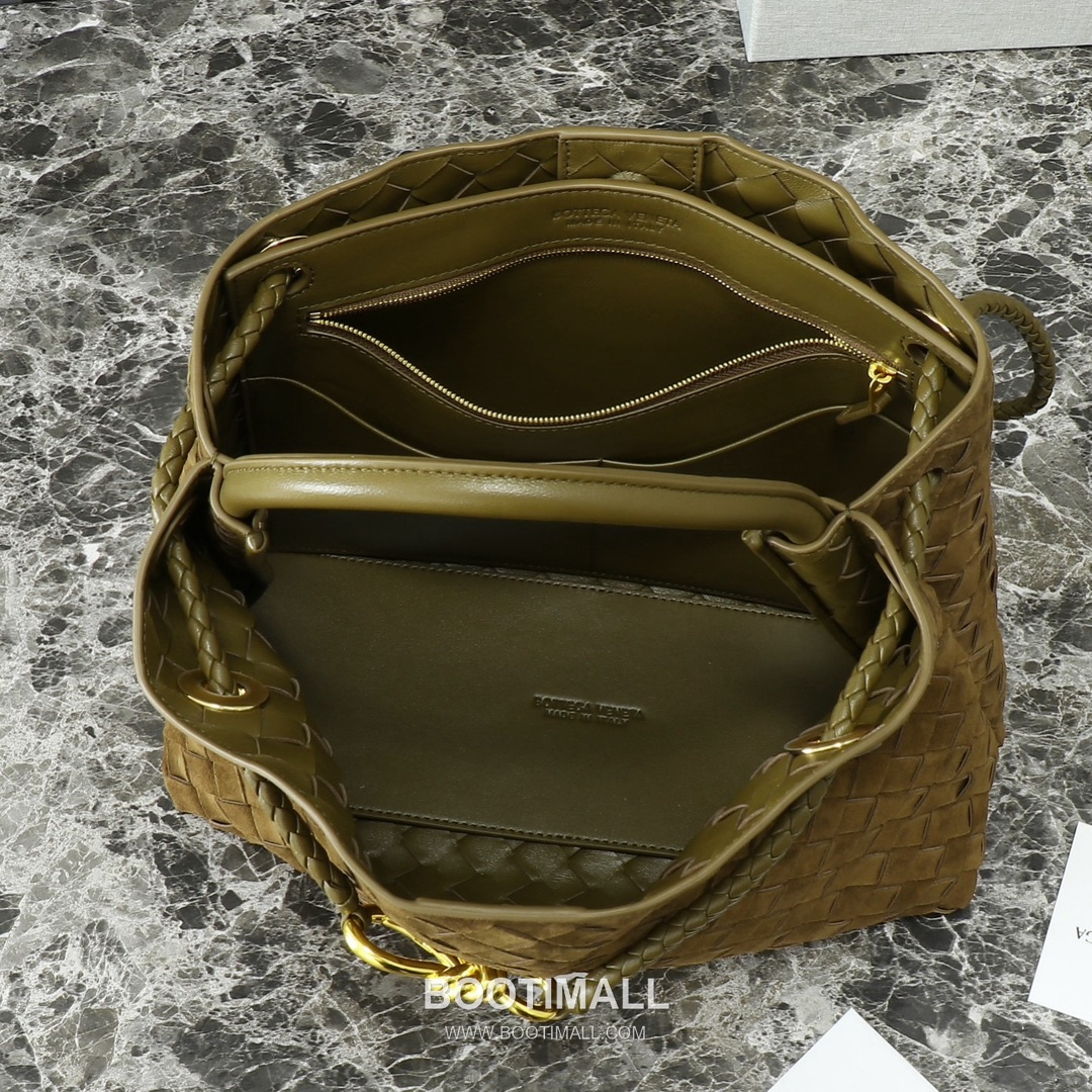 Bottega Veneta Andiamo Lambskin Leather Adjustable Strap Shoulder Bag 보테가베네타 안디아모 램스킨 레더 조절 스트랩 숄더백 32cm 8