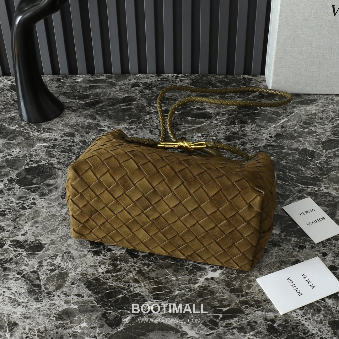 Bottega Veneta Andiamo Lambskin Leather Bow Knot Hardware Top Handle Shoulder Bag 보테가베네타 안디아모 램스킨 레더 보우 매듭 하드웨어 탑핸들 숄더백 25cm 3