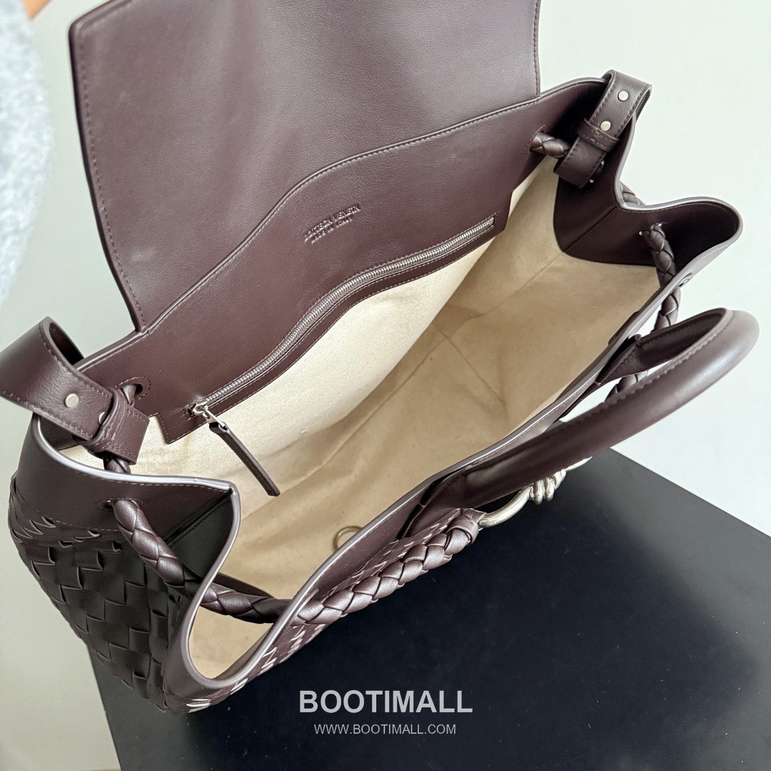 Bottega Veneta Andiamo Voyager Intrecciato Calfskin Leather Black Travel Tote Bag 보테가베네타 안디아모 보이저 인트레치아토 카프스킨 레더 블랙 트래블 토트백 20192380 43cm 7