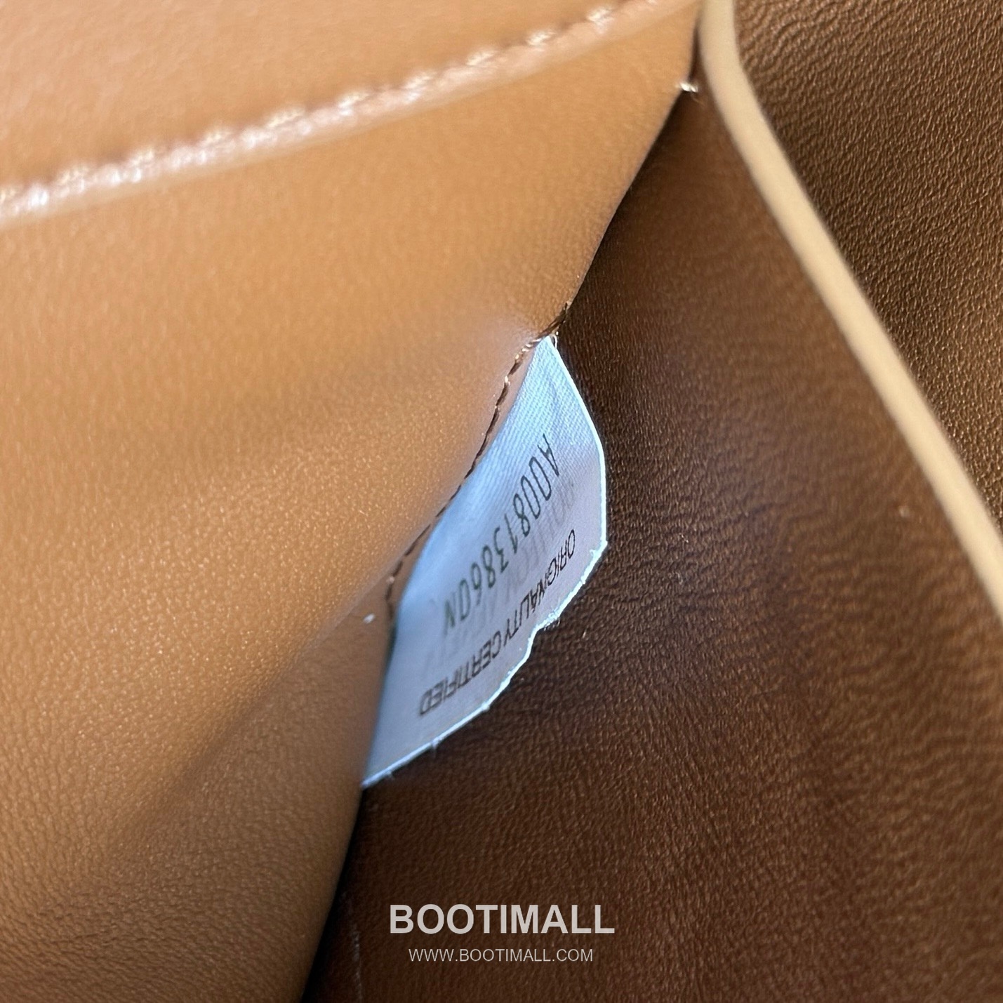 Bottega Veneta Knot Lock Lambskin Leather Black Top Handle Shoulder Bag 보테가베네타 노트락 램스킨 레더 블랙 탑핸들 숄더백 20191180 25cm 9