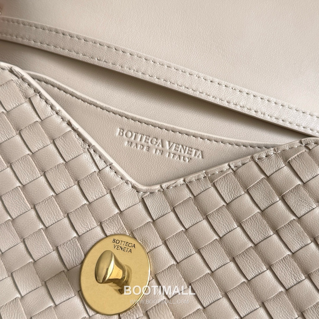 Bottega Veneta Knot Lock Lambskin Leather Black Top Handle Shoulder Bag 보테가베네타 노트락 램스킨 레더 블랙 탑핸들 숄더백 20191180 25cm 8