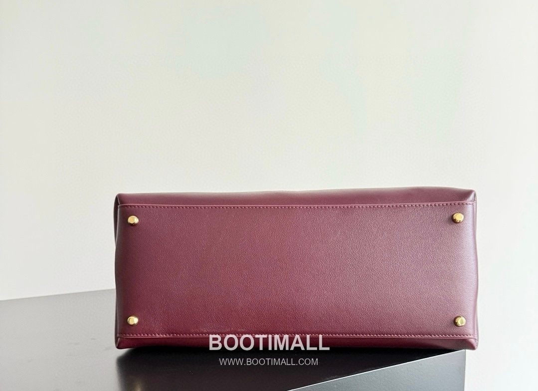 Bottega Veneta Ciao Ciao Smooth Calfskin Leather Black Knot Flap Top Handle Shoulder Bag 보테가베네타 차오차오 스무스 카프스킨 레더 블랙 노트 플랩 탑핸들 숄더백 20191980 34cm 13