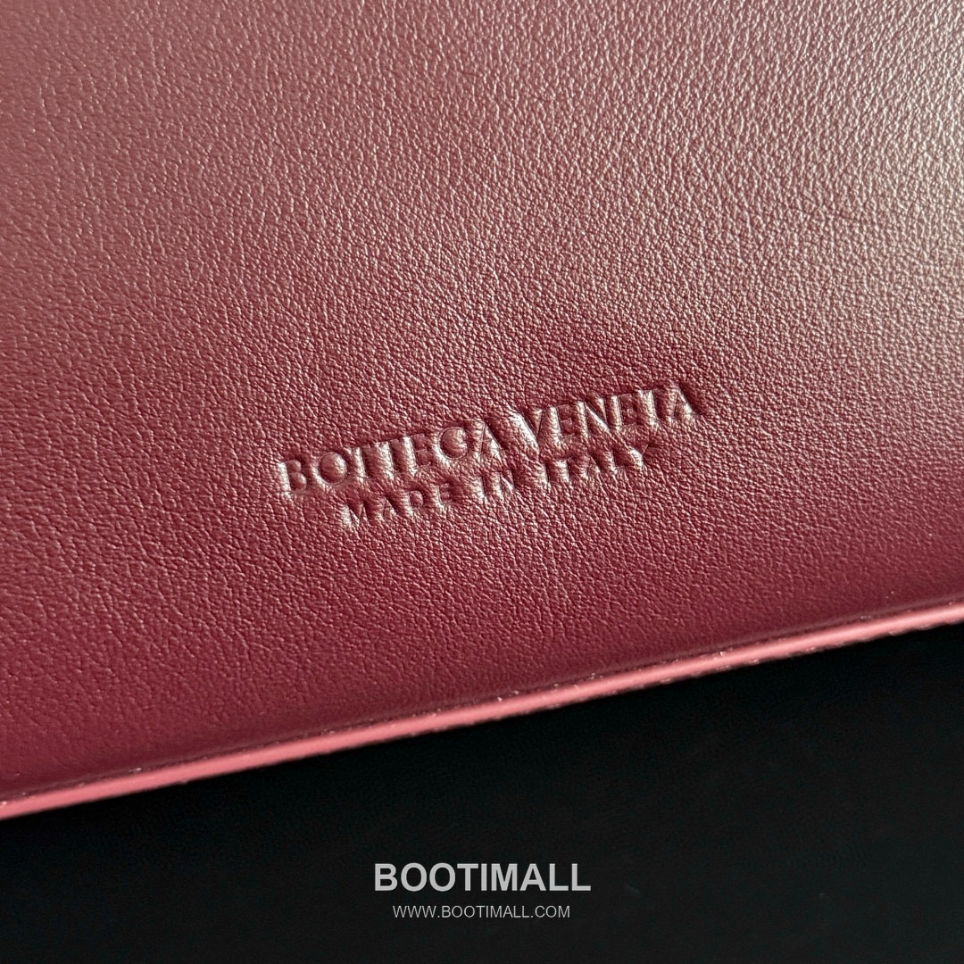 Bottega Veneta Ciao Ciao Smooth Calfskin Leather Black Knot Flap Top Handle Shoulder Bag 보테가베네타 차오차오 스무스 카프스킨 레더 블랙 노트 플랩 탑핸들 숄더백 20191980 34cm 15