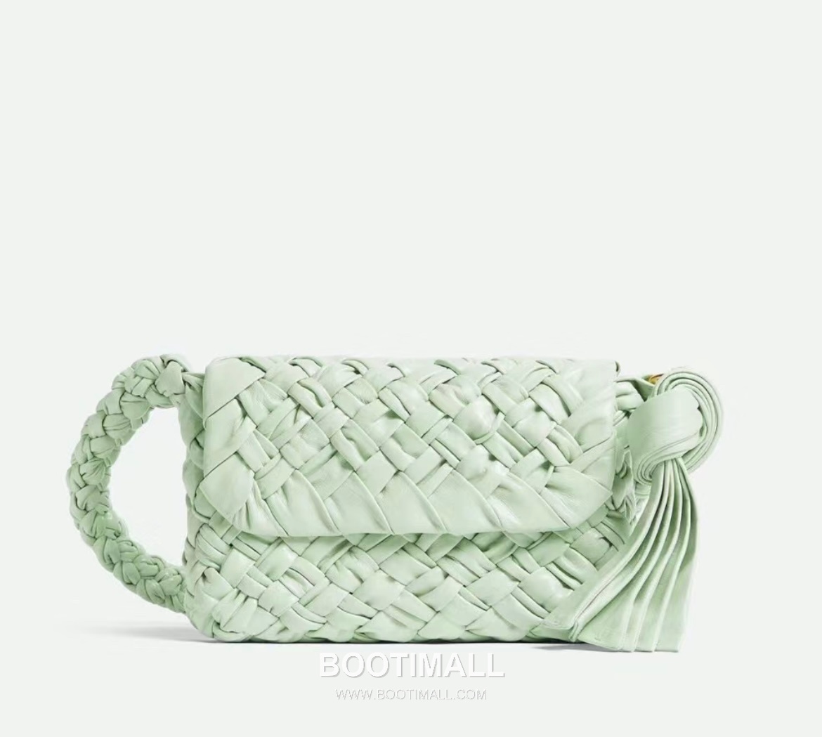 Bottega Veneta Kalimero Citta Intrecciato Calfskin Leather Black Knot Shoulder Bag 보테가베네타 칼리메로 치타 인트레치아토 카프스킨 레더 블랙 매듭 숄더백 20192380 25cm 1