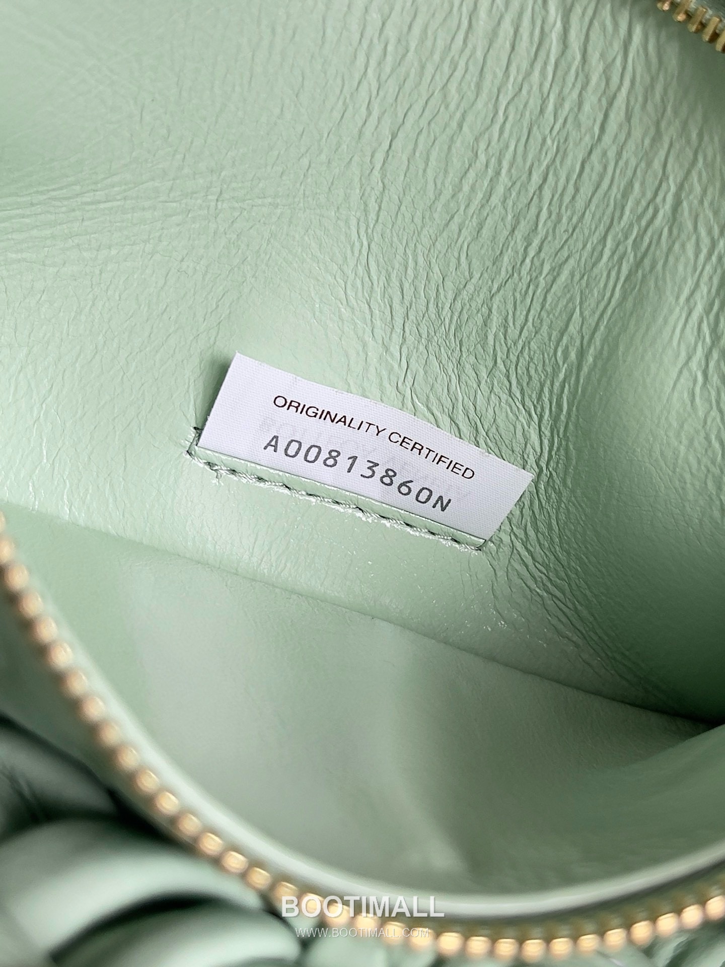 Bottega Veneta Kalimero Citta Intrecciato Calfskin Leather Black Knot Shoulder Bag 보테가베네타 칼리메로 치타 인트레치아토 카프스킨 레더 블랙 매듭 숄더백 20192380 25cm 17