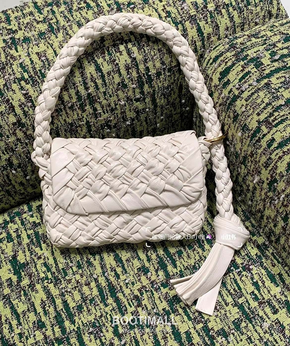 Bottega Veneta Kalimero Citta Intrecciato Calfskin Leather Black Knot Shoulder Bag 보테가베네타 칼리메로 치타 인트레치아토 카프스킨 레더 블랙 매듭 숄더백 20192380 25cm 7