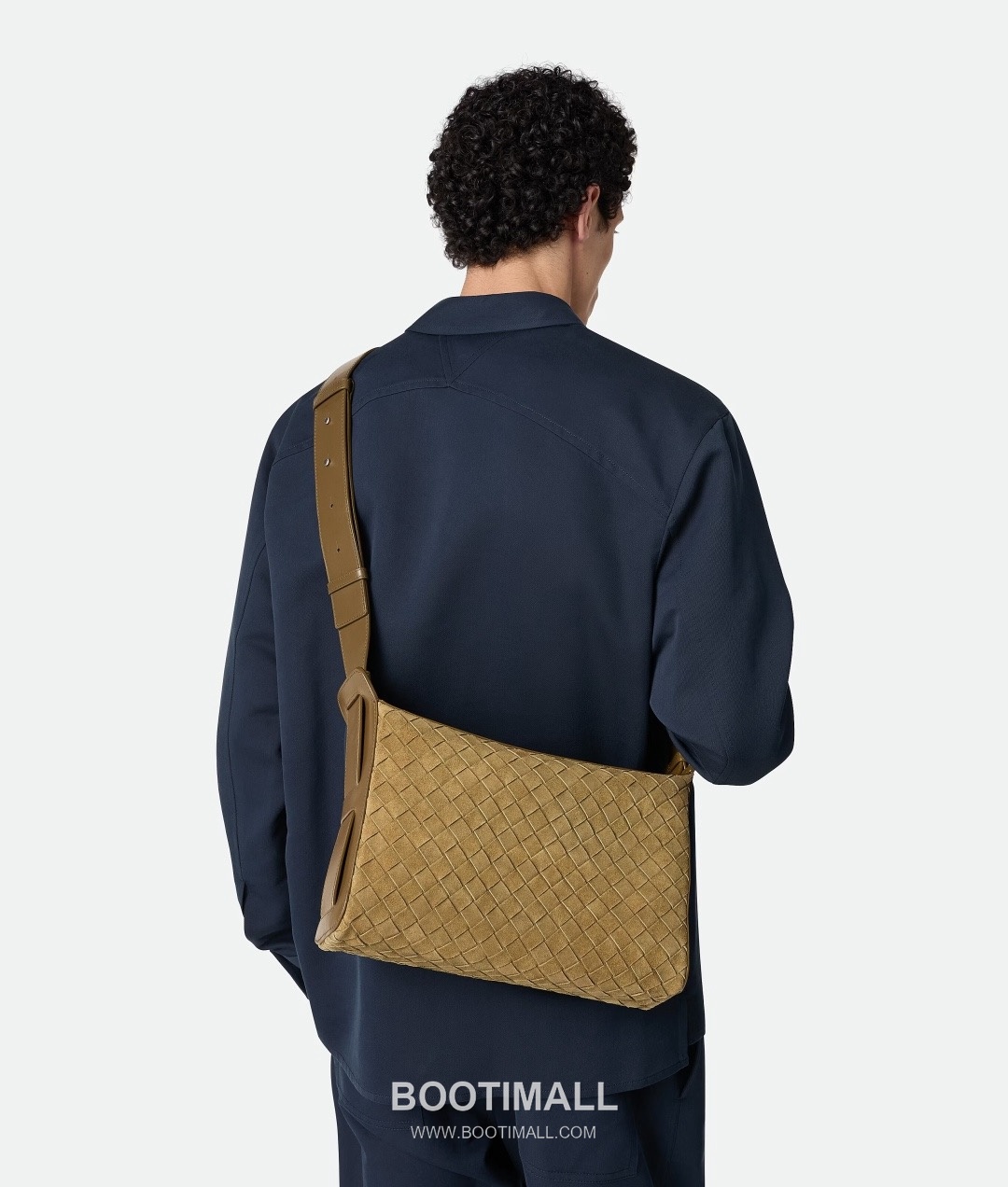 Bottega Veneta Tribeca Intrecciato Calfskin Leather Black Double Zip Crossbody Shoulder Bag 보테가베네타 트라이베카 인트레치아토 카프스킨 레더 블랙 더블 지퍼 크로스바디 숄더백 20191280 30.5cm 6