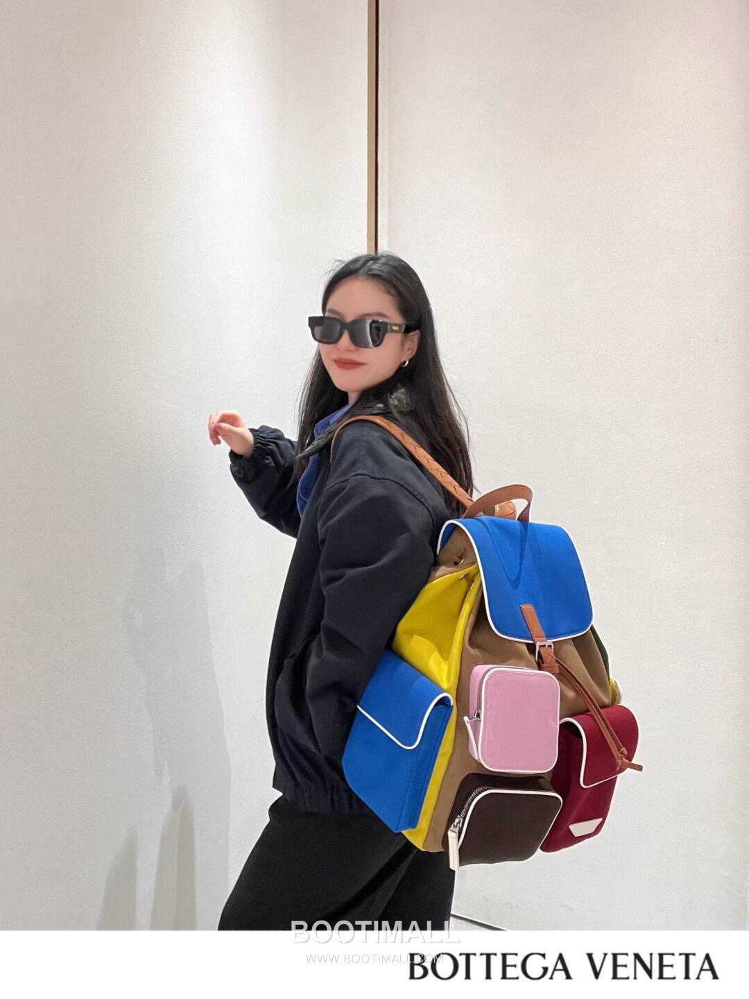 Bottega Veneta Crossroad Calfskin Leather Nylon Black Multi Pocket Backpack 보테가베네타 크로스로드 카프스킨 나일론 레더 블랙 멀티 포켓 백팩 20191980 42cm 5