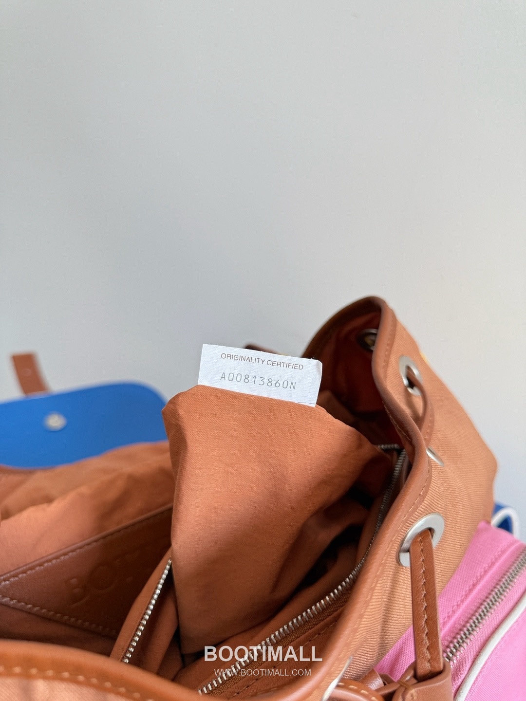 Bottega Veneta Crossroad Calfskin Leather Nylon Black Multi Pocket Backpack 보테가베네타 크로스로드 카프스킨 나일론 레더 블랙 멀티 포켓 백팩 20191980 42cm 18