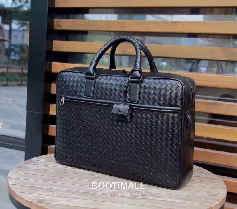 Bottega Veneta Calfskin Leather Black Top Handle Briefcase Laptop Bag 보테가베네타 카프스킨 레더 블랙 탑핸들 브리프케이스 노트북백 20192300 40cm 1