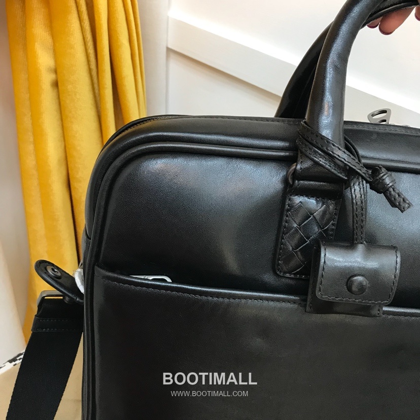Bottega Veneta Intrecciato Calfskin Leather Black Top Handle Crossbody Briefcase Bag 보테가베네타 인트레치아토 카프스킨 레더 블랙 탑핸들 크로스바디 브리프케이스백 20191800 38cm 7