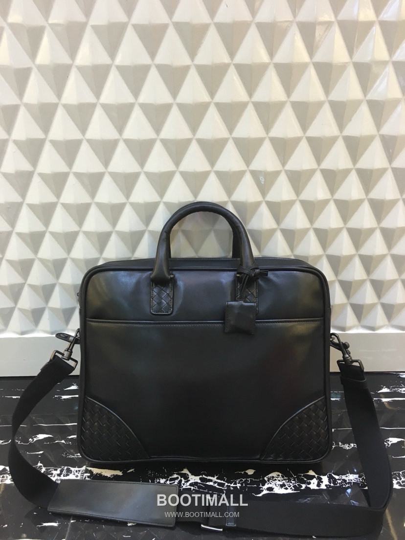 Bottega Veneta Intrecciato Calfskin Leather Black Top Handle Crossbody Briefcase Bag 보테가베네타 인트레치아토 카프스킨 레더 블랙 탑핸들 크로스바디 브리프케이스백 20191800 38cm 10