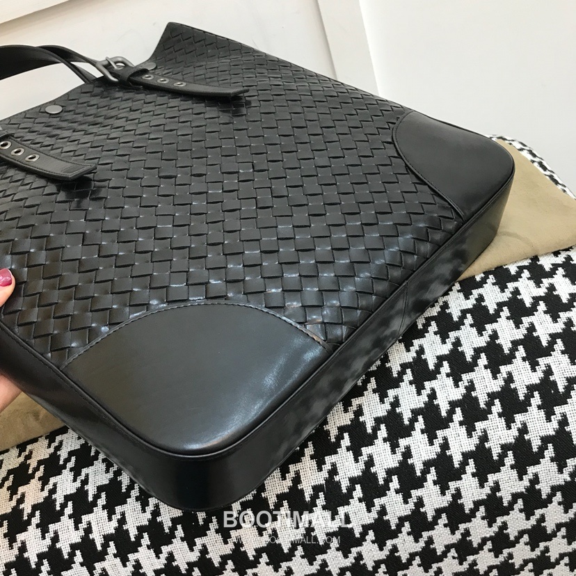 Bottega Veneta Calfskin Leather Black Adjustable Top Handle Tote Bag 보테가베네타 카프스킨 레더 블랙 조절형 탑핸들 토트백 20191800 37cm 4