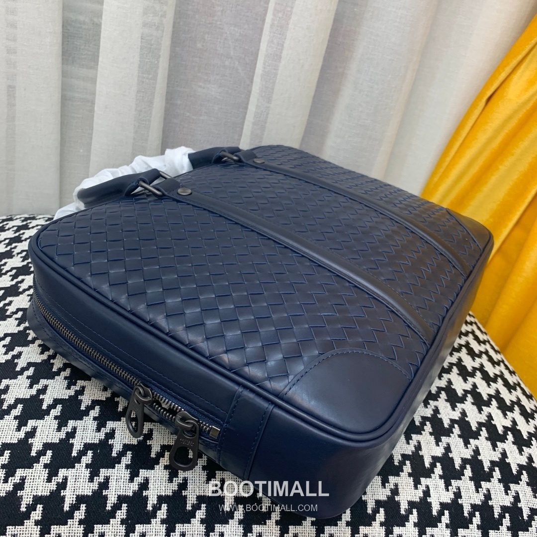 Bottega Veneta Calfskin Leather Black Top Handle Briefcase Bag 보테가베네타 카프스킨 레더 블랙 탑핸들 브리프케이스백 20191700 35cm 14