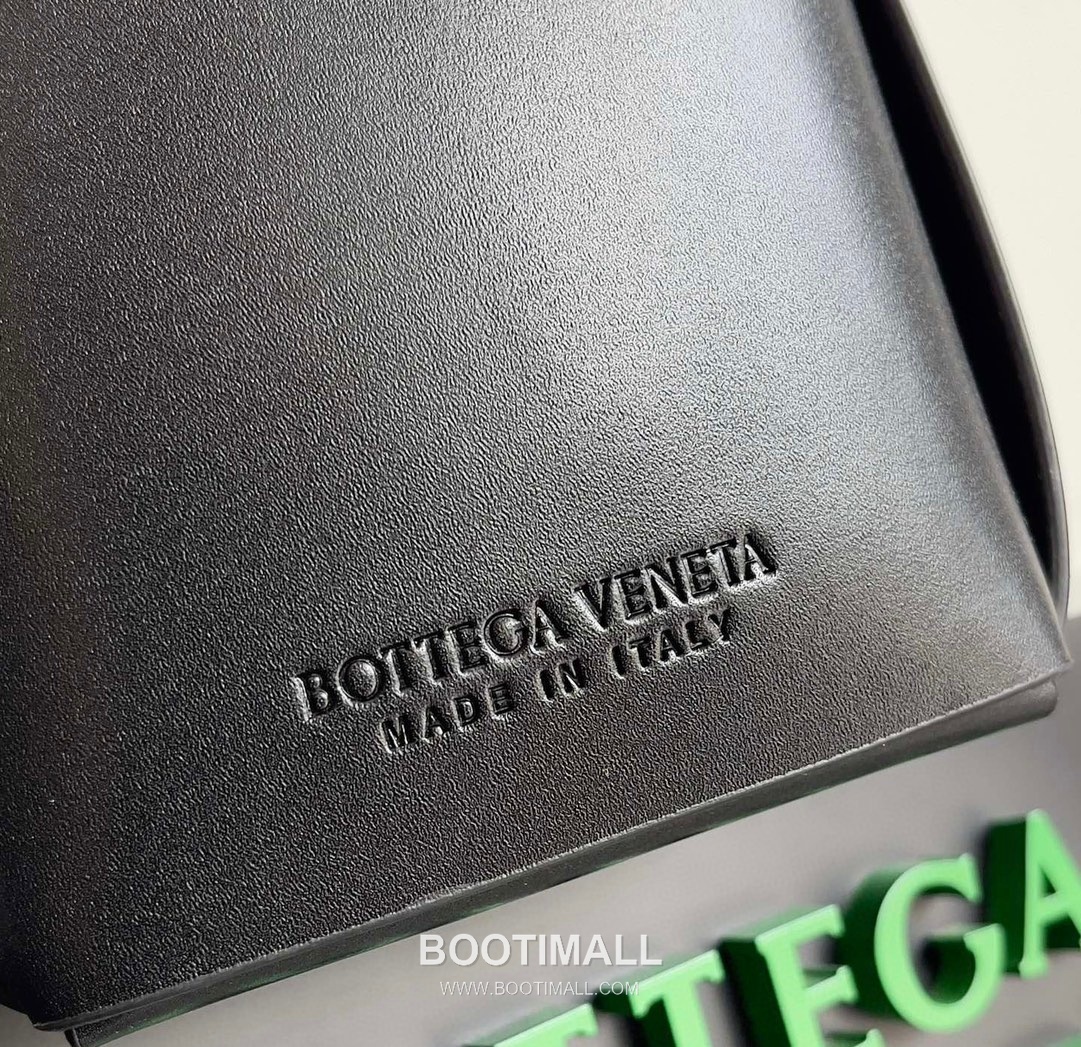 Bottega Veneta Intrecciato Calfskin Leather Black Top Handle Crossbody Briefcase Bag 보테가베네타 인트레치아토 카프스킨 레더 블랙 탑핸들 크로스바디 브리프케이스백 20191800 36cm 7