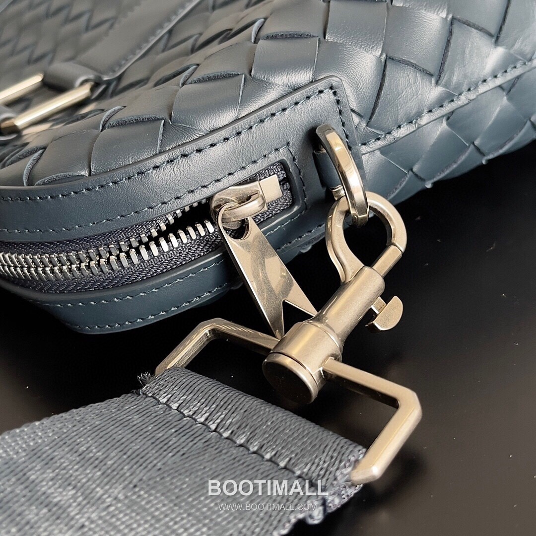 Bottega Veneta Intrecciato Calfskin Leather Black Top Handle Crossbody Briefcase Bag 보테가베네타 인트레치아토 카프스킨 레더 블랙 탑핸들 크로스바디 브리프케이스백 20191800 39cm 3