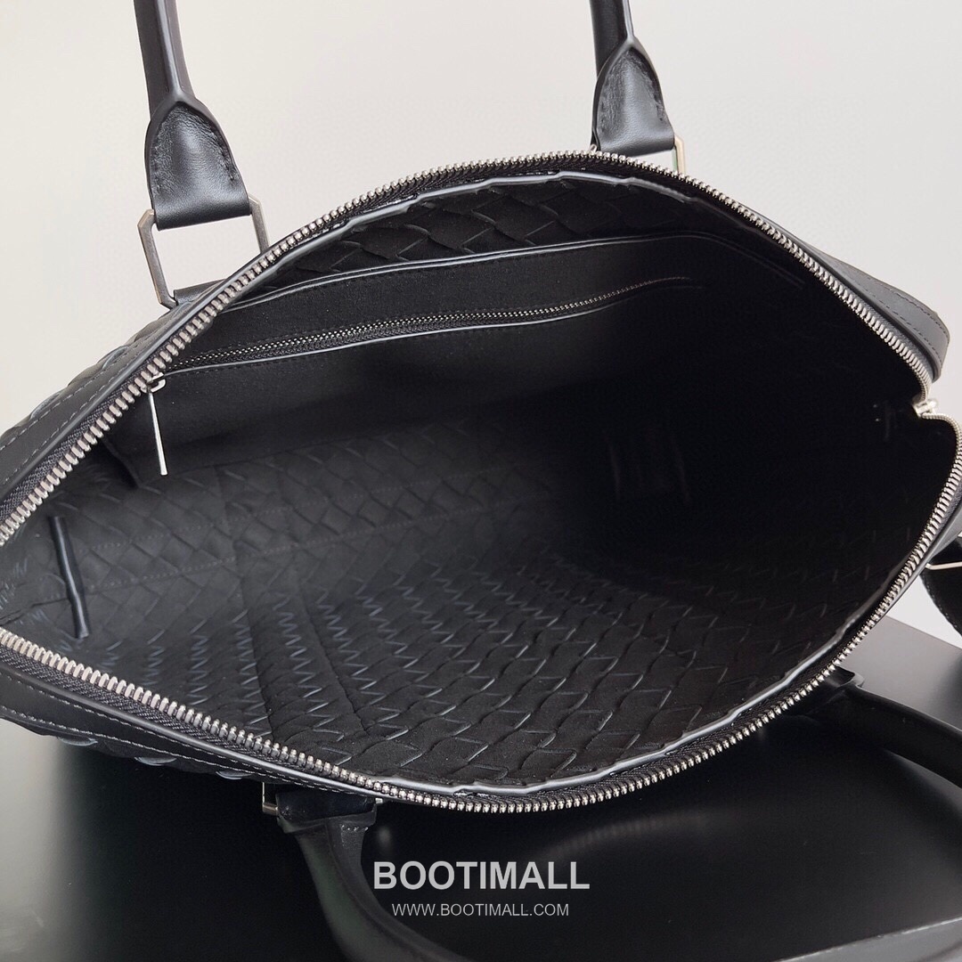 Bottega Veneta Intrecciato Calfskin Leather Black Top Handle Crossbody Briefcase Bag 보테가베네타 인트레치아토 카프스킨 레더 블랙 탑핸들 크로스바디 브리프케이스백 20191800 39cm 9