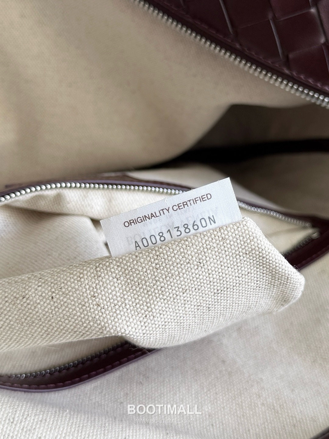 Bottega Veneta GetAway Calfskin Leather Black Dual Compartment Top Handle Crossbody Briefcase Bag 보테가베네타 겟어웨이 카프스킨 레더 블랙 더블 컴파트먼트 탑핸들 크로스바디 브리프케이스백 20191980 39cm 8