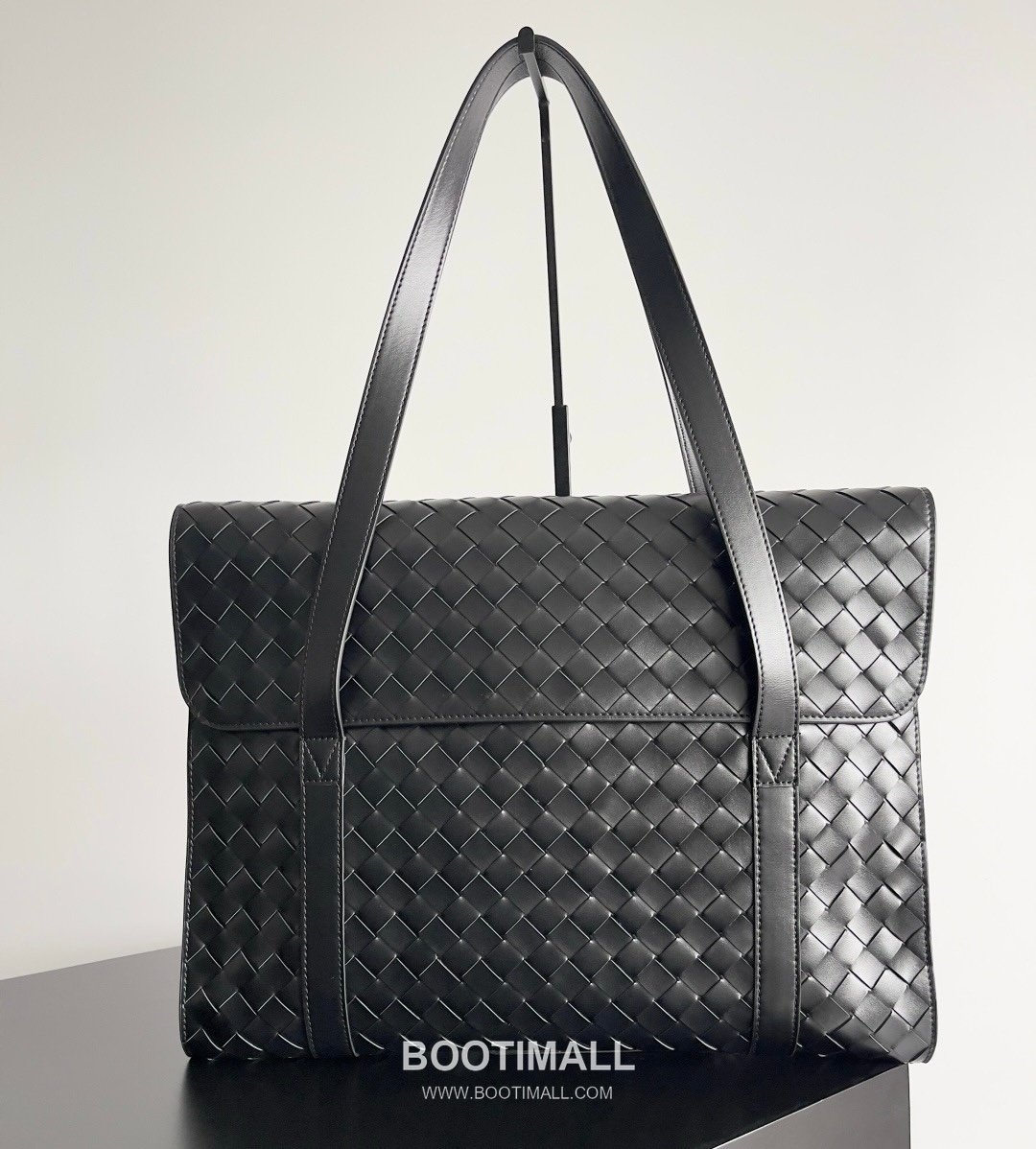 Bottega Veneta Intrecciato Calfskin Leather Black Portfolio Briefcase Bag 보테가베네타 인트레치아토 카프스킨 레더 블랙 포트폴리오 브리프케이스백 20191880 41cm 7