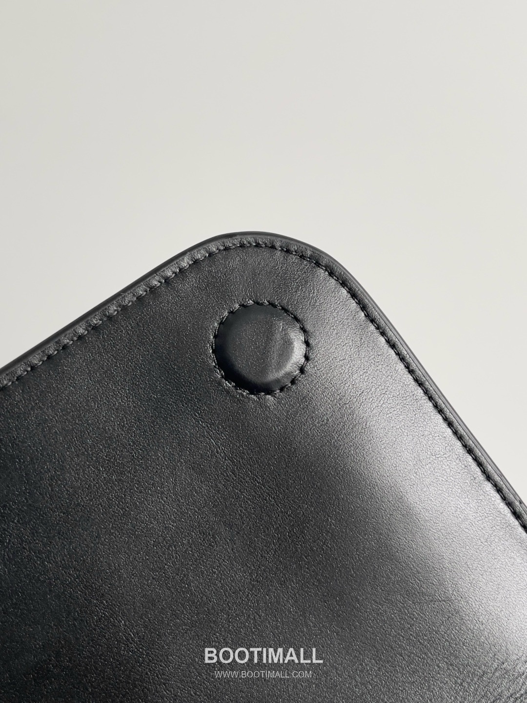 Bottega Veneta Intrecciato Calfskin Leather Black Portfolio Briefcase Bag 보테가베네타 인트레치아토 카프스킨 레더 블랙 포트폴리오 브리프케이스백 20191880 41cm 11