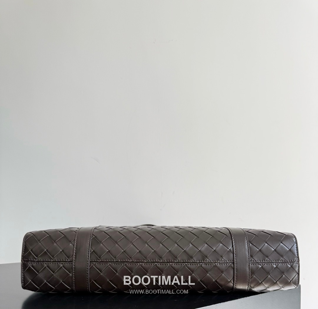Bottega Veneta Intrecciato Calfskin Leather Black Portfolio Briefcase Bag 보테가베네타 인트레치아토 카프스킨 레더 블랙 포트폴리오 브리프케이스백 20191880 41cm 2