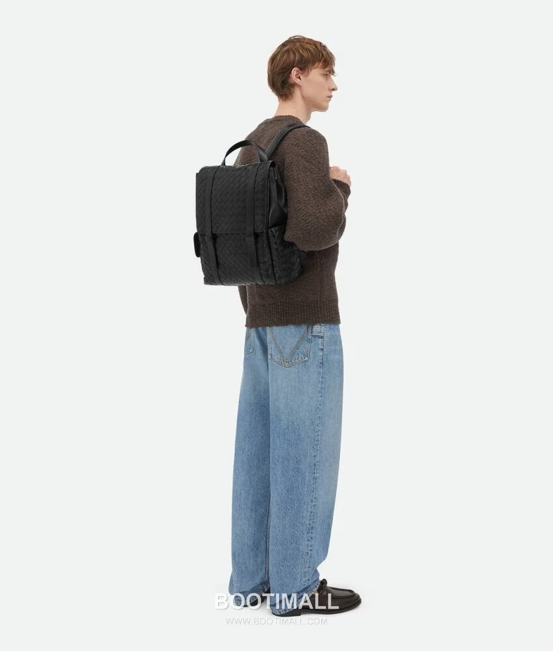 Bottega Veneta Back To School Calfskin Leather Black Flap Pocket Backpack 보테가베네타 백투스쿨 카프스킨 레더 블랙 플랩 포켓 백팩 20192180 39cm 2