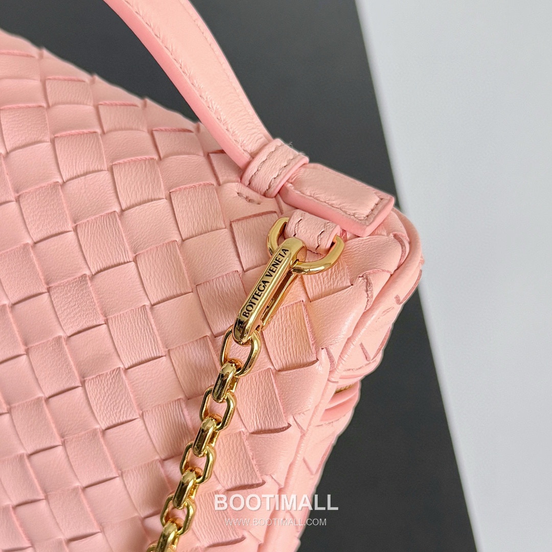 Bottega Veneta Soft Vanity Lambskin Leather Black Clutch Shoulder Bag 보테가베네타 소프트 베니티 램스킨 레더 블랙 클러치 숄더백 20191100 19cm 3