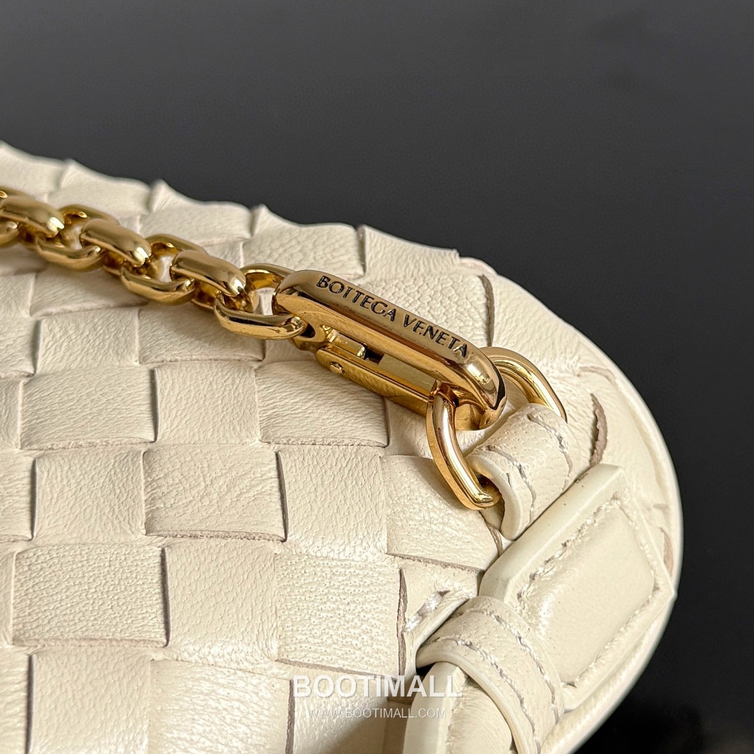 Bottega Veneta Soft Vanity Lambskin Leather Black Clutch Shoulder Bag 보테가베네타 소프트 베니티 램스킨 레더 블랙 클러치 숄더백 20191100 19cm 7